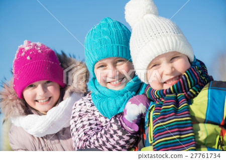 Winter activity 27761734