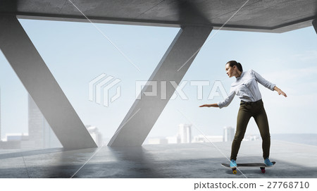 Boy ride skateboard Boy ride skateboard 27768710