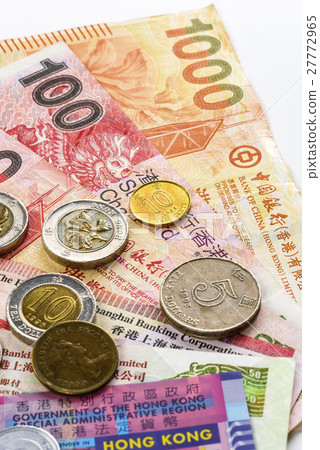 香港的紙鈔與硬幣在白色的背景中 27772965