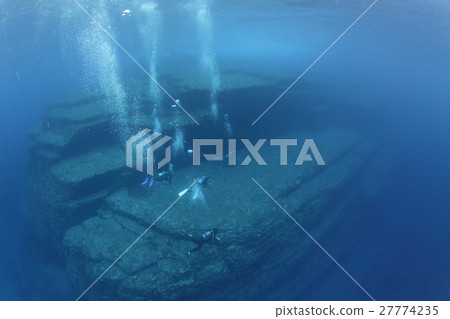 與那國島的潛艇遺址 27774235