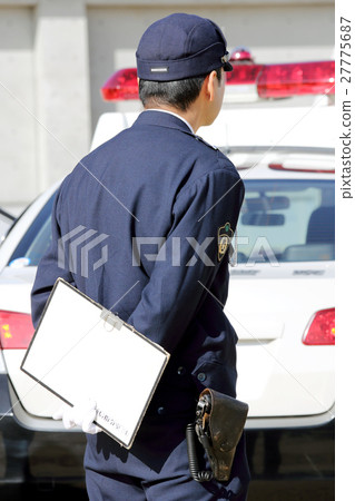 A policeman A policeman 27775687