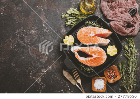 Fresh raw salmon steak 27779550