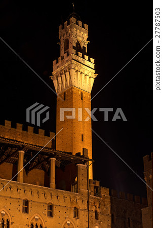 Torre del Mangia at Night - Tuscany Italy 27787503