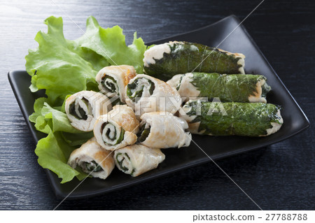 Scissors Perilla Roll 27788788