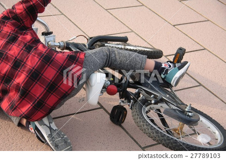 Infant falling by bicycle Infant falling by bicycle 27789103
