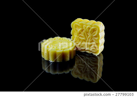 Mung Bean Cookies, Traditional Chinese moon cake. 27799103