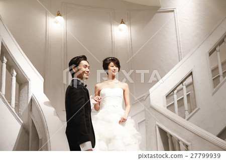 A wedding 27799939