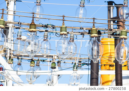 Fishing light on fishing boat 27800238