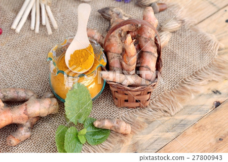 Turmeric powder and fresh turmeric for health. Turmeric powder and fresh turmeric for health. 27800943