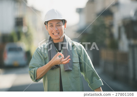 blue collar worker, laborer, hardhat 27801108