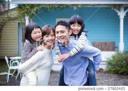 Family photo Family photo 27802483