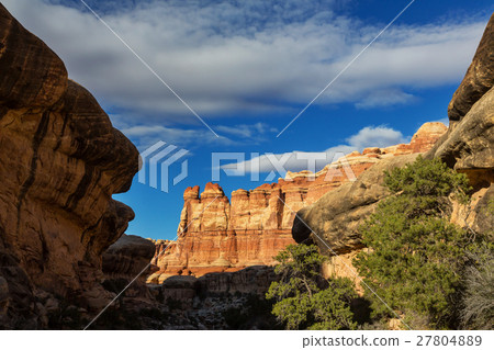 Canyonlands 27804889