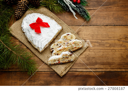traditional German cake Dresdner stollen traditional German cake Dresdner stollen 27808187