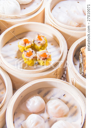 dim sum 27810071