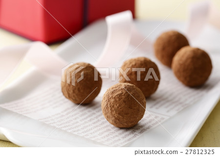 松露巧克力 松露巧克力 27812325