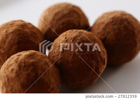 Chocolate truffles Chocolate truffles 27812359