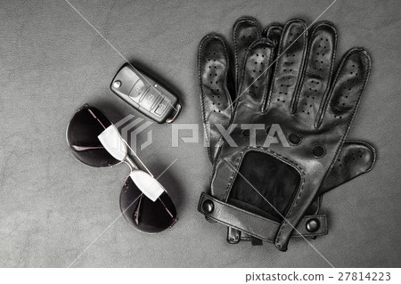 Car keys and driving gloves 27814223