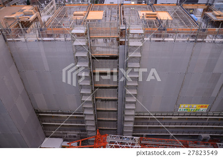 大廈正在建設中 27823549