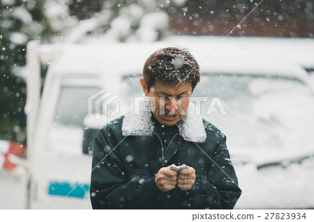 工人 勞動者 積雪 27823934