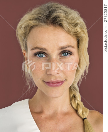 Caucasian Woman Studio Pose Concept Caucasian Woman Studio Pose Concept 27825817