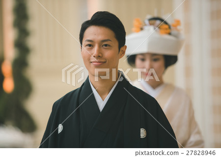 婚禮 結婚 穿著和服 27828946