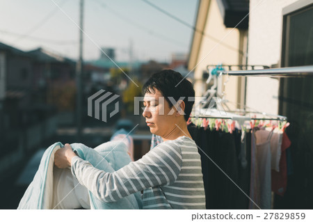 曬被褥 家庭主夫 遊廊 27829859