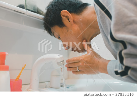 潔面 成型 中老年人 27833116