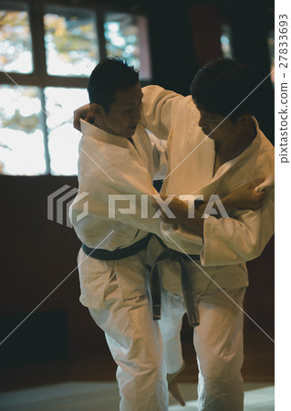 柔道 大腿內側 人 27833693