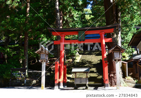 Torii Takayama Higashi Shrine Torii大廳下（2016.10） 27834843