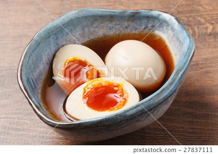 A boiled egg A boiled egg 27837111