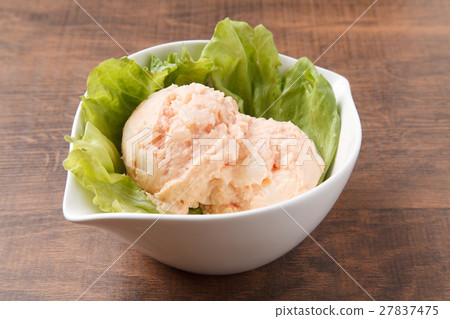 明太土豆沙拉 明太土豆沙拉 27837475