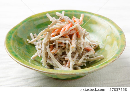 Burdock salad 27837568