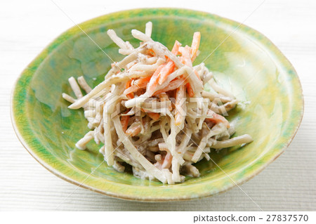 Burdock salad 27837570