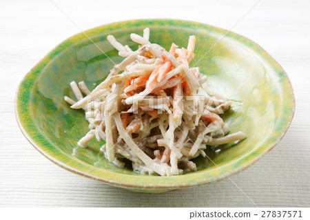 Burdock salad Burdock salad 27837571
