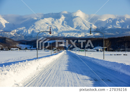 Winter's Tokachi dake seen from Biei Winter's Tokachi dake seen from Biei 27839216