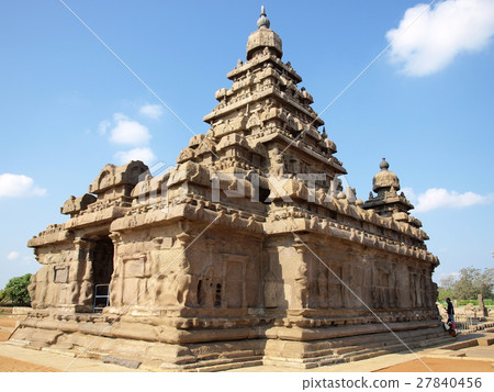 Coastal temple of World Heritage Site "Mahabalipuram Buildings Group" (India) 27840456