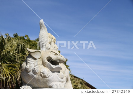 Qingdao Shinto shrine Torii 27842149