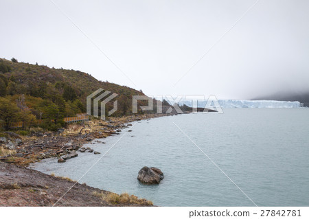 Glacier Perito Moreno, National Park Los Glasyares 27842781