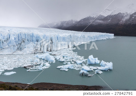 Glacier Perito Moreno, National Park Los Glasyares 27842791
