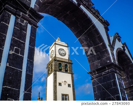 Portas de Cidade 27843093