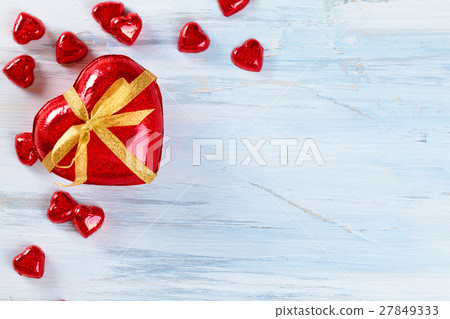 Valentines day gift. 27849333