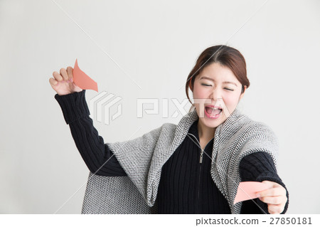 心臟和女性·白背 心臟和女性·白背 27850181