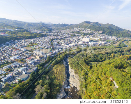 Toyohira River and residential area aerial photograph (Minami Ward, Sapporo City) Toyohira River and residential area aerial photograph (Minami Ward, Sapporo City) 27852143