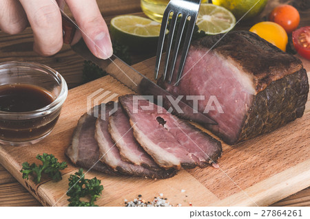 Roast beef dish image Roast beef dish image 27864261