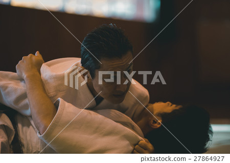 柔道 人 人物 27864927