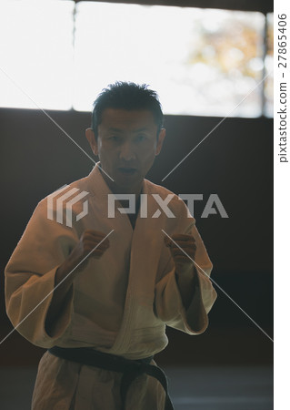 空手道 空的手 人物 27865406