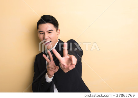 man give you a gesture of victory 27865769