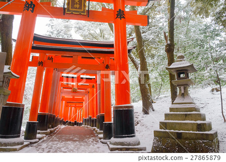 Snow Fushimi Inari Shrine Snow Fushimi Inari Shrine 27865879