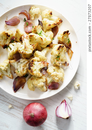 roasted cauliflower salad 27873207