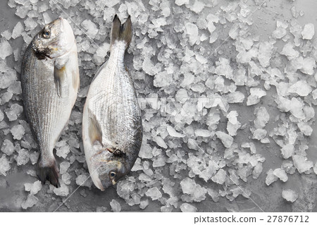 Fresh gilthead breams or dorado 27876712